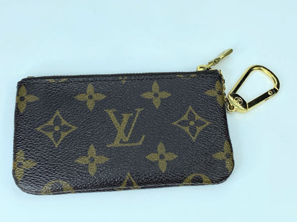 Auth Louis Vuitton Monogram Pochette Cle China Run with box GS420