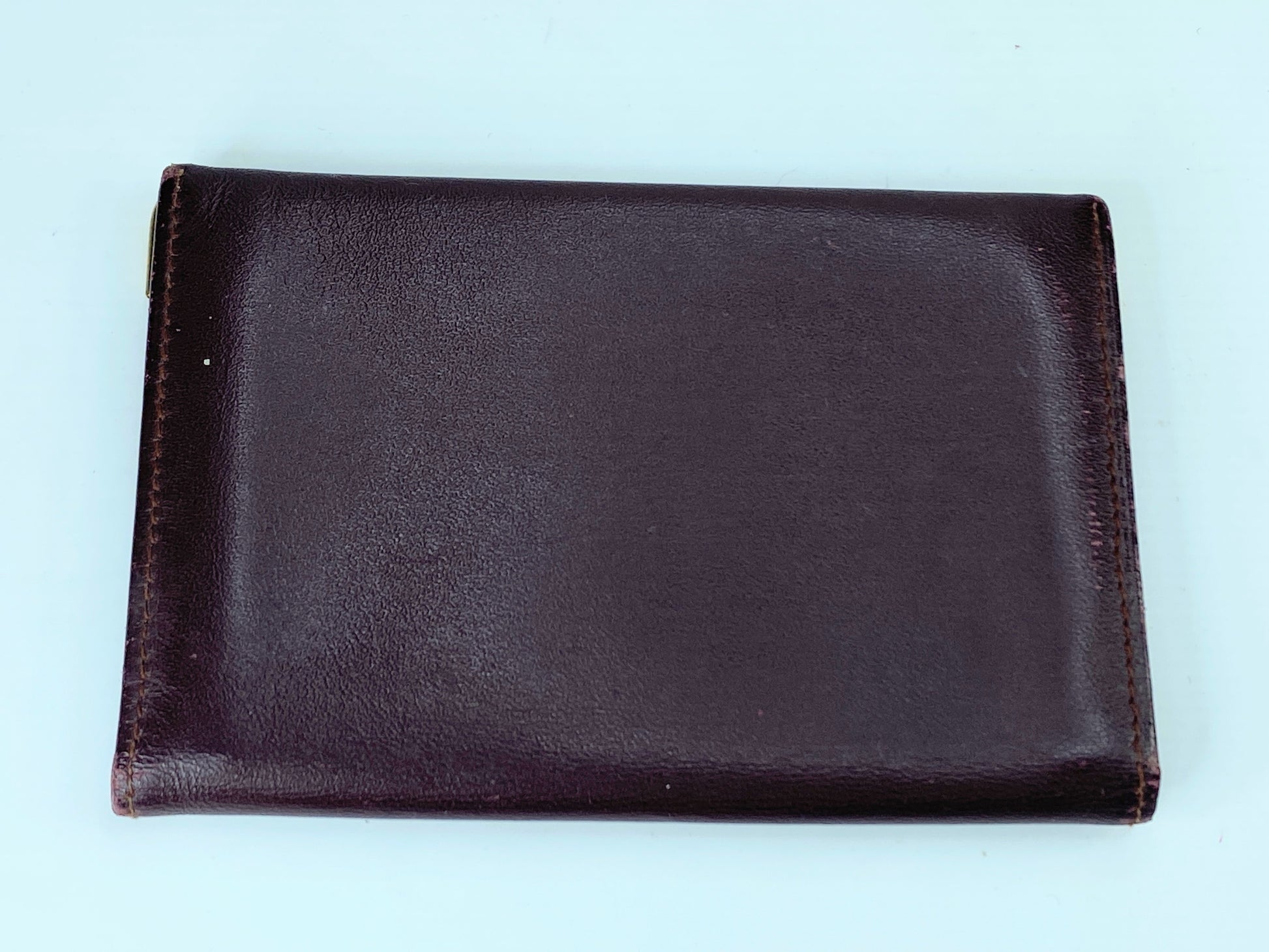 Cartier Must De Bordeaux Leather Card Holder Wallet Gold Corner Accents GS422