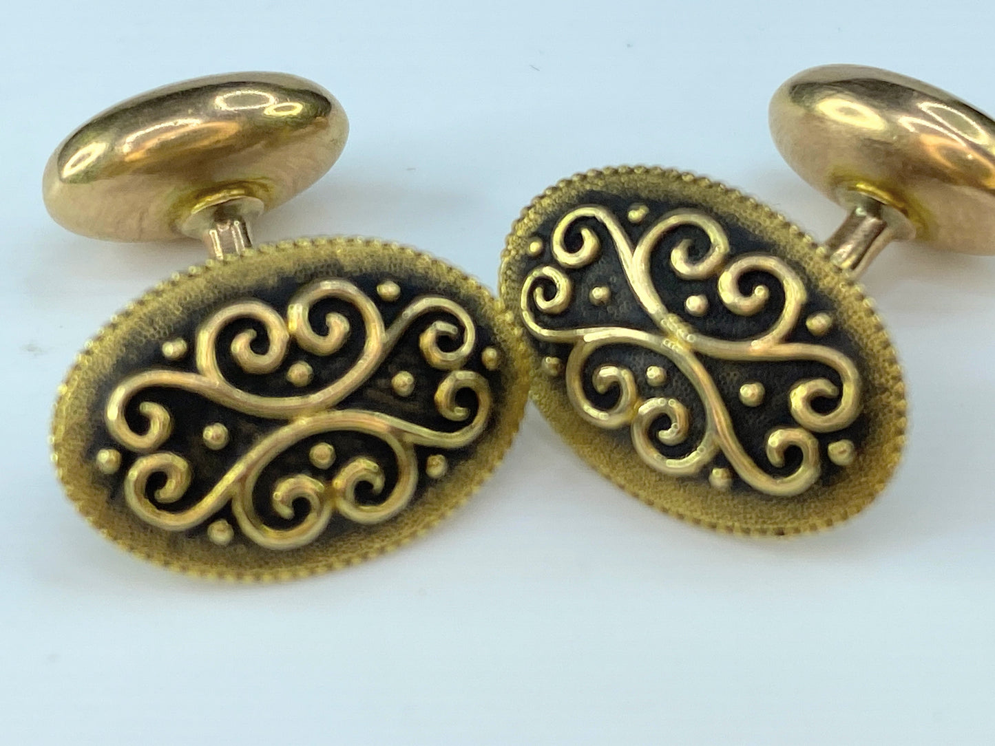 Day, Clarks & Co. Antique 18 karat Victorian cufflinks