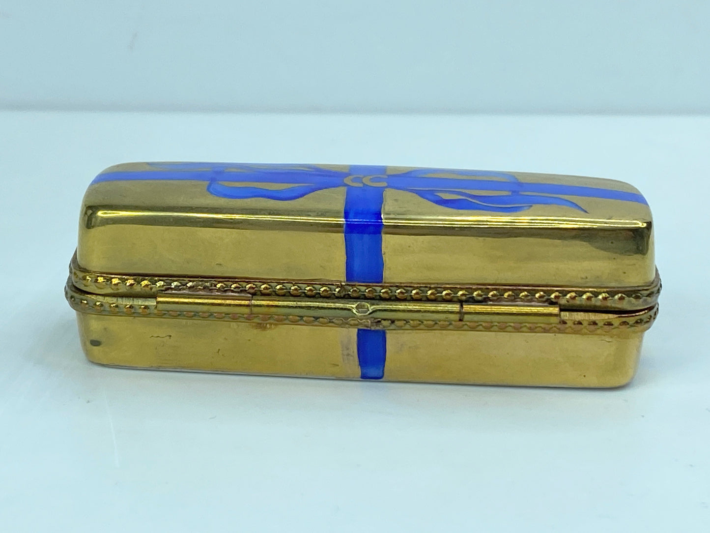 Gold Blue Ribbon Porcelain Flower Box Peint Main Rochard Limoge Trinket Box A572