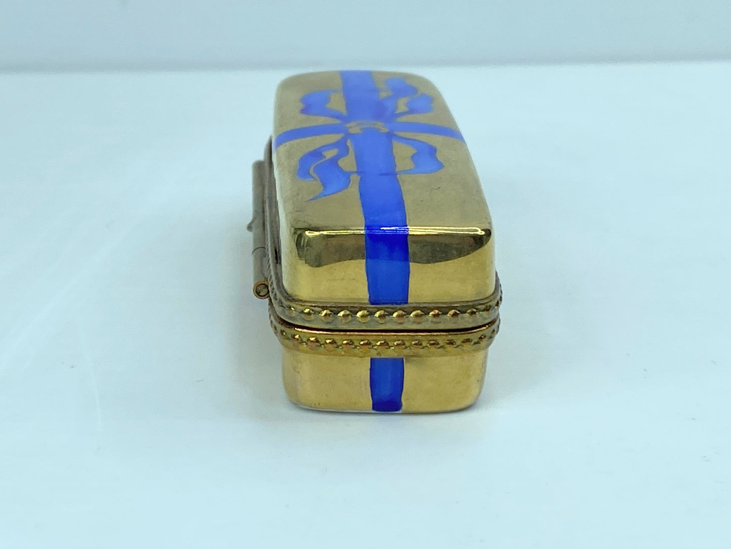 Gold Blue Ribbon Porcelain Flower Box Peint Main Rochard Limoge Trinket Box A572
