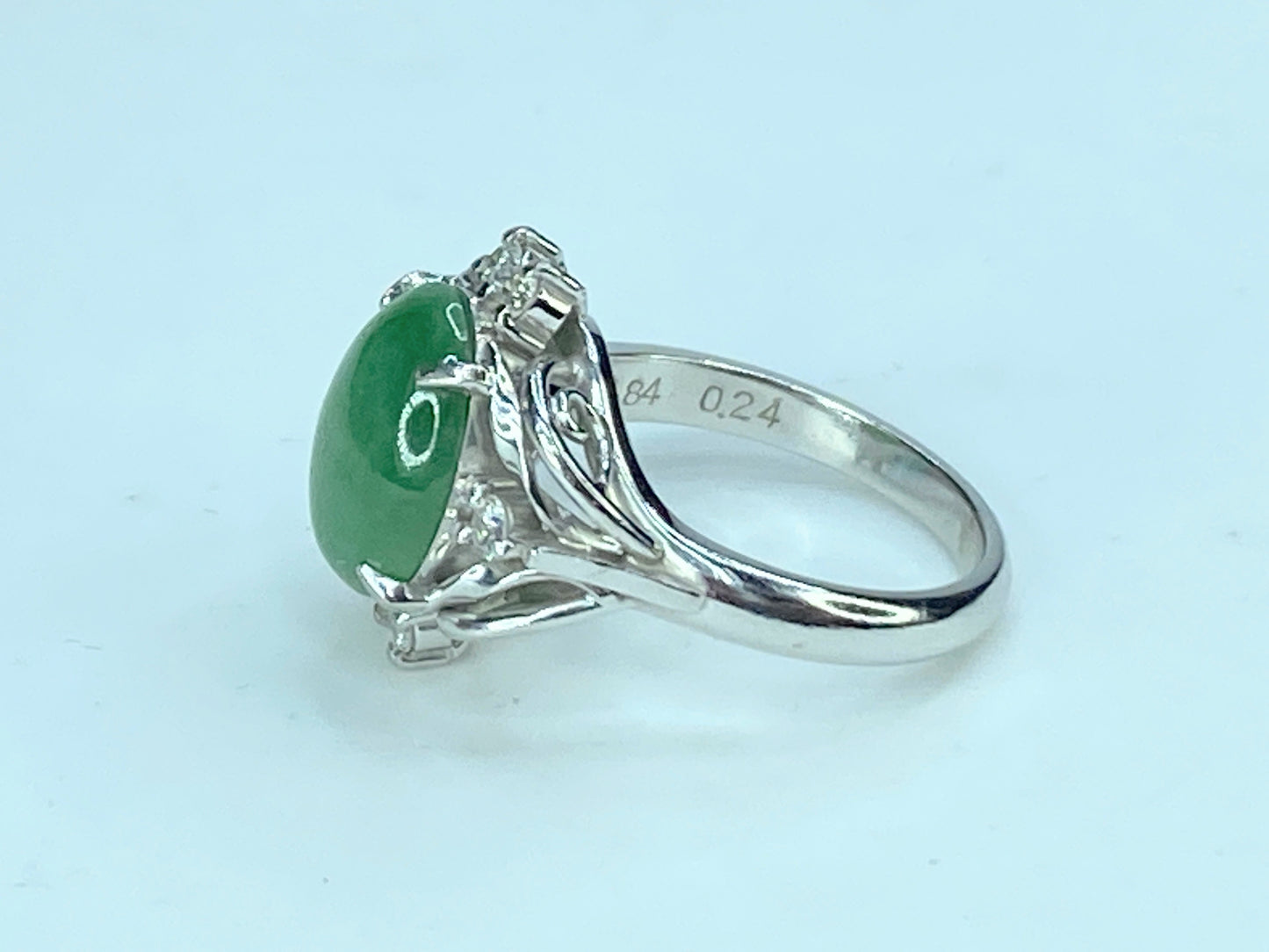 Platinum 3.84ct Natural Imperial Green Oval Jadeite jade diamond ring JR9794