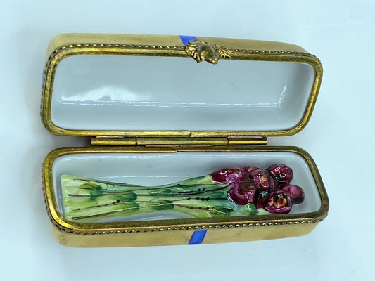 Gold Blue Ribbon Porcelain Flower Box Peint Main Rochard Limoge Trinket Box A572