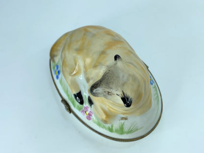 Chelsea House Park Royal Limoges France Lamb resting large trinket A162