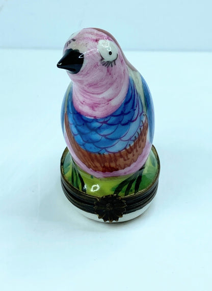 French hand-painted Bird on a Nest enamel trinket box A573