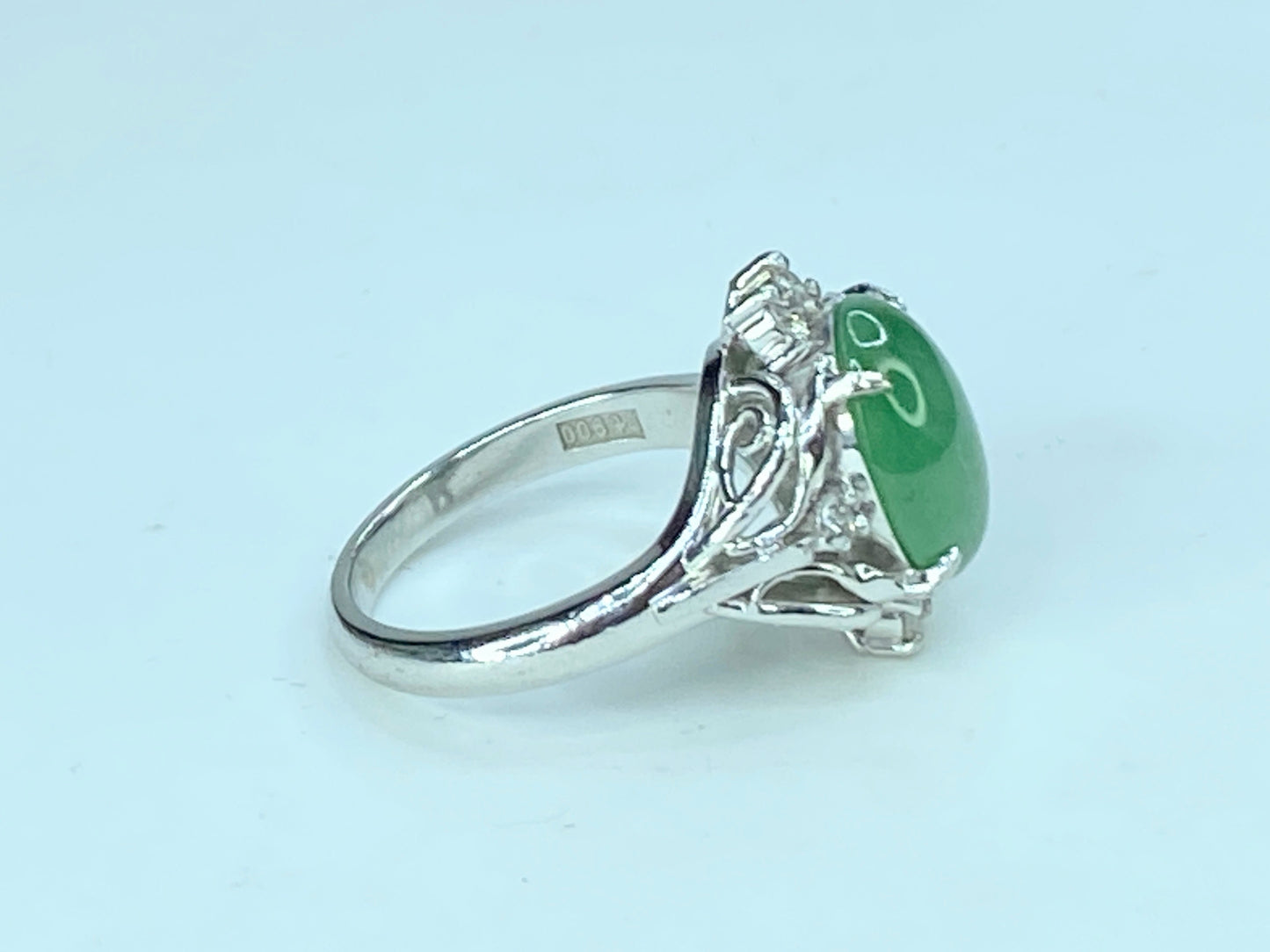 Platinum 3.84ct Natural Imperial Green Oval Jadeite jade diamond ring JR9794