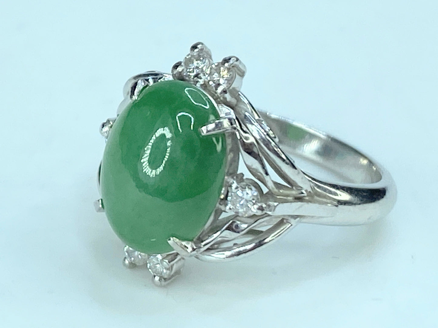 Platinum 3.84ct Natural Imperial Green Oval Jadeite jade diamond ring JR9794