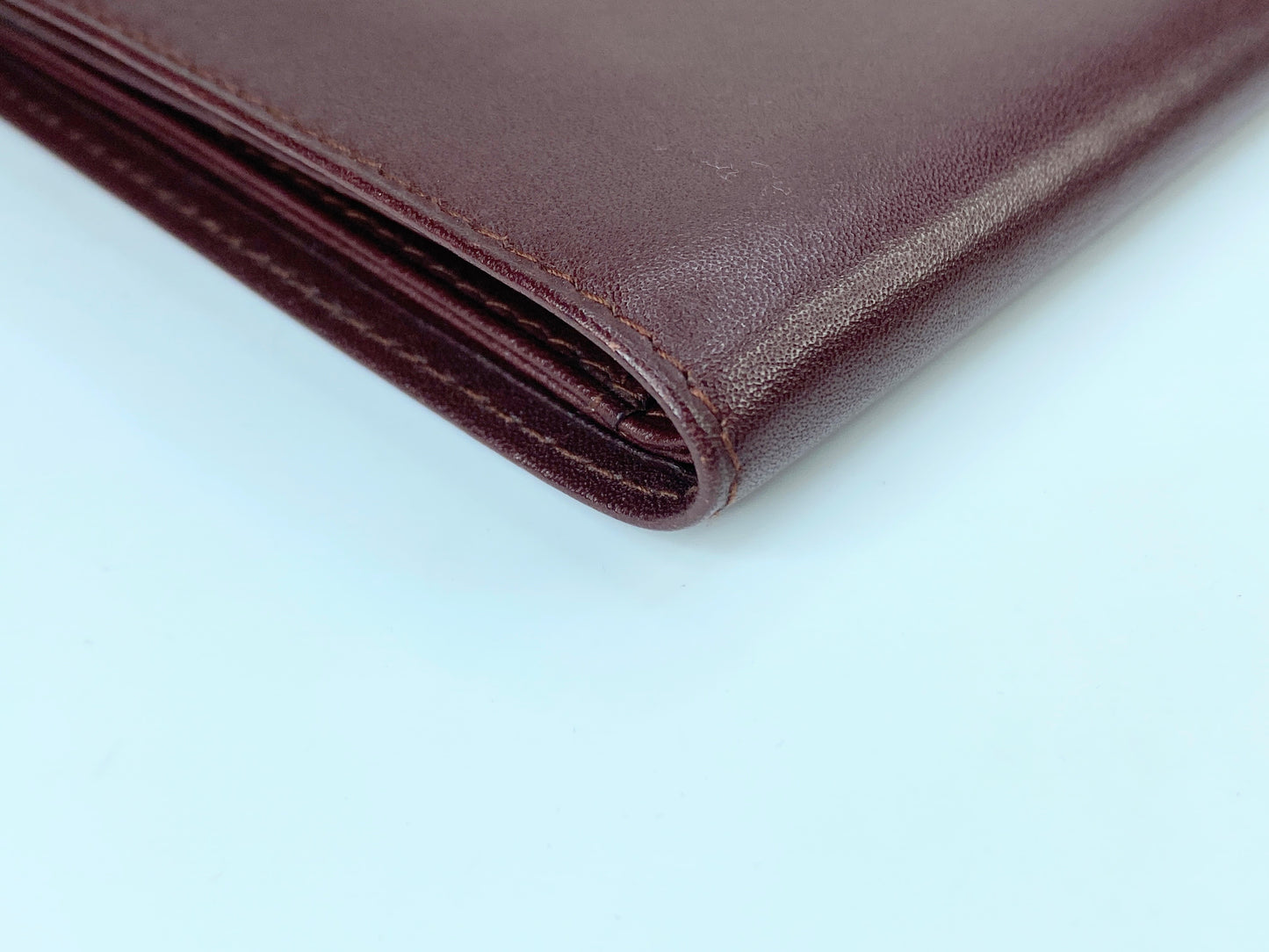 Cartier Bifold Wallet Mastline Bordeaux Leather men's accessory Authentic GS424