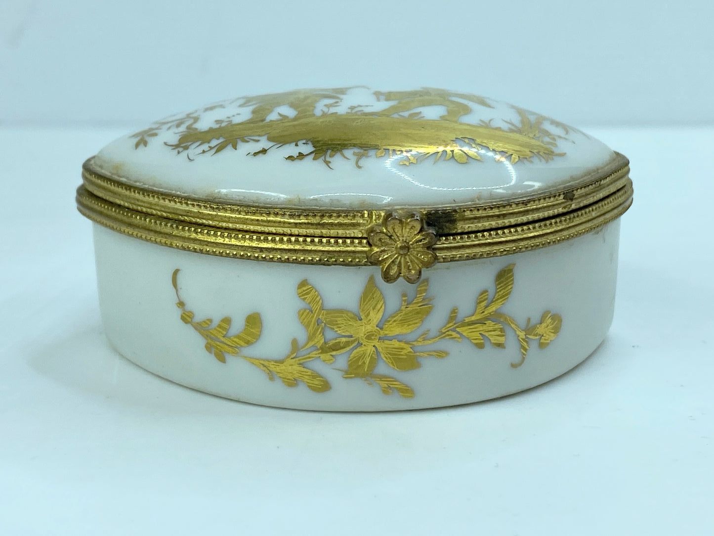 Le Tallec Limoges French HM Porcelain Gilt Trinket Jewelry Box A574