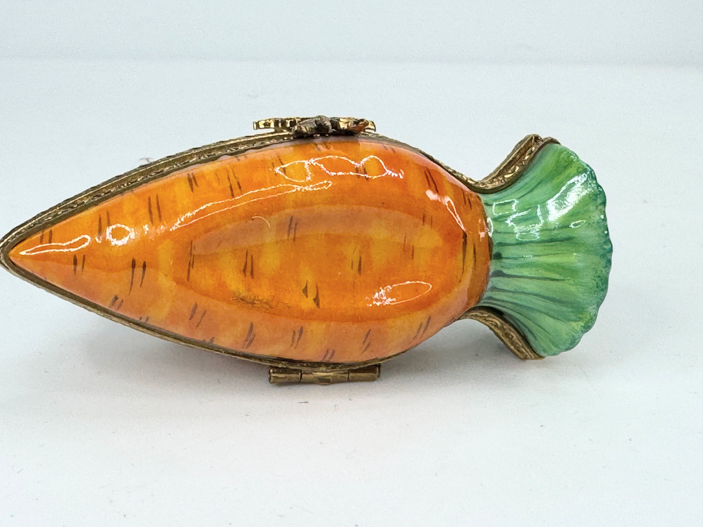 Rochard Limoges Loving Bunny rabbit atop a Carrot Trinket in original box A520