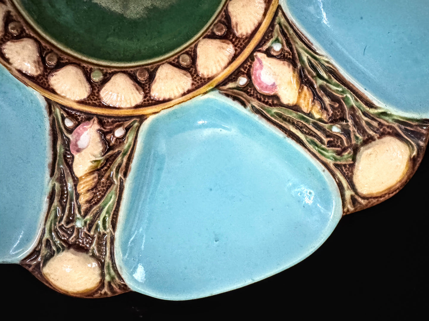 Rare Antique English Majolica Oyster Plate Turquoise Shells Milton 9 1/8" A1086