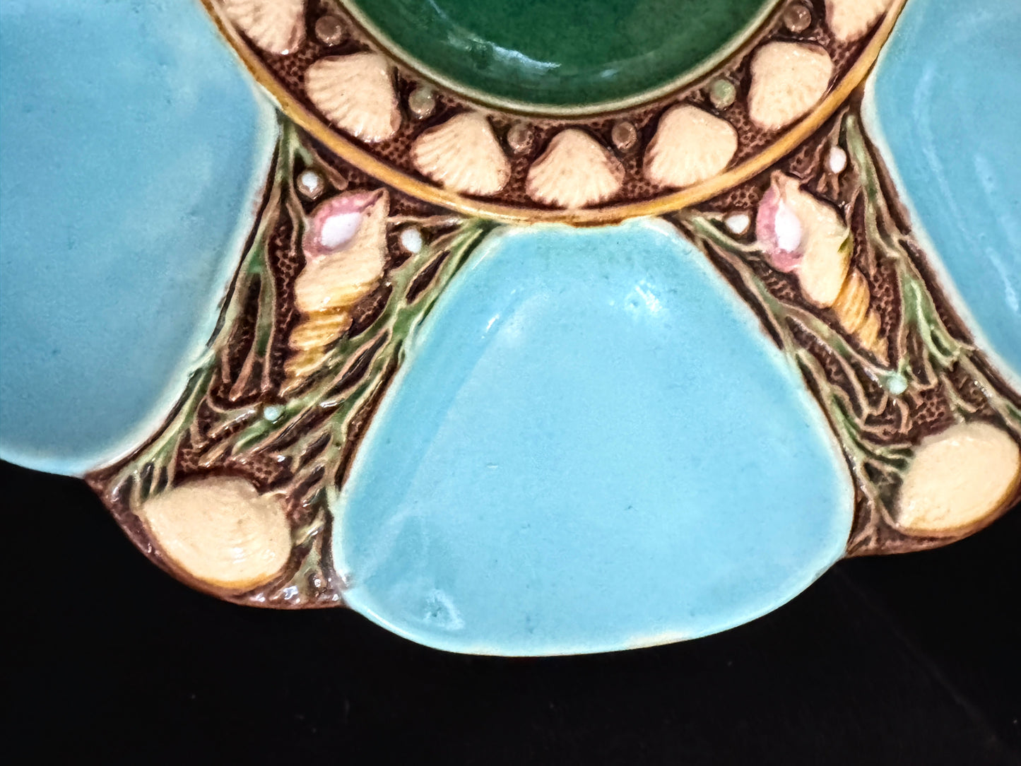 Rare Antique English Majolica Oyster Plate Turquoise Shells Milton 9 1/8" A1086