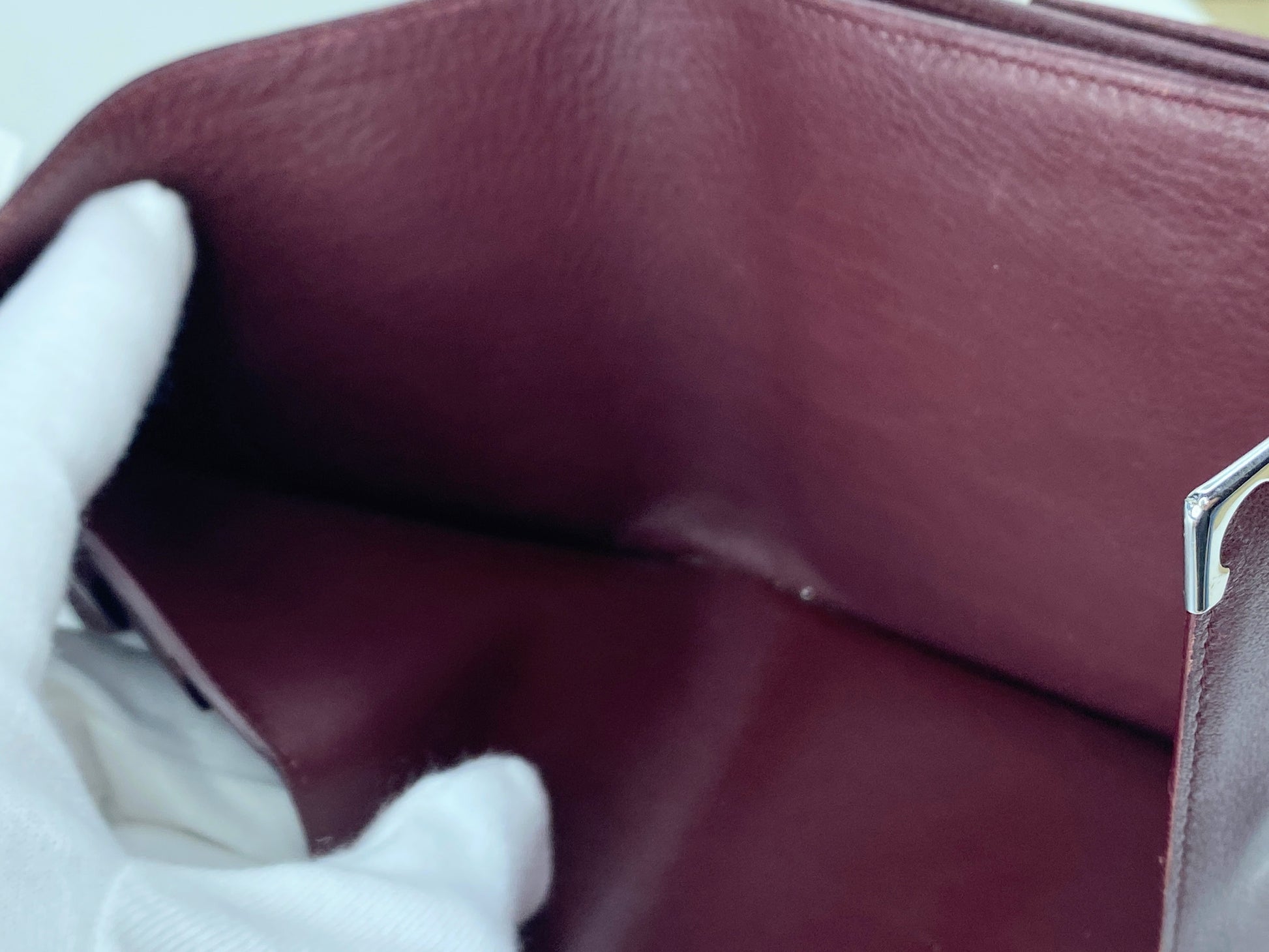 Cartier trifold wallet Mastrin Bordeaux Leather original box GS425