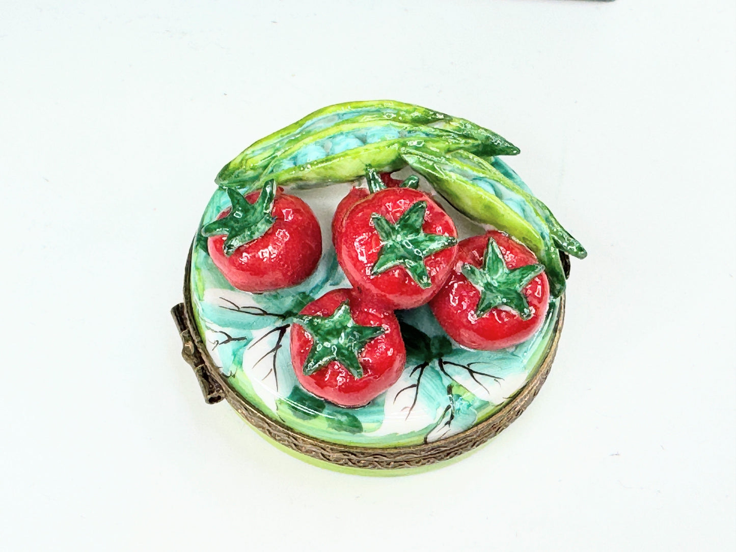 Chamart Limoges "Fresh Vegetable Basket" Tomatoes and pea in original box A651