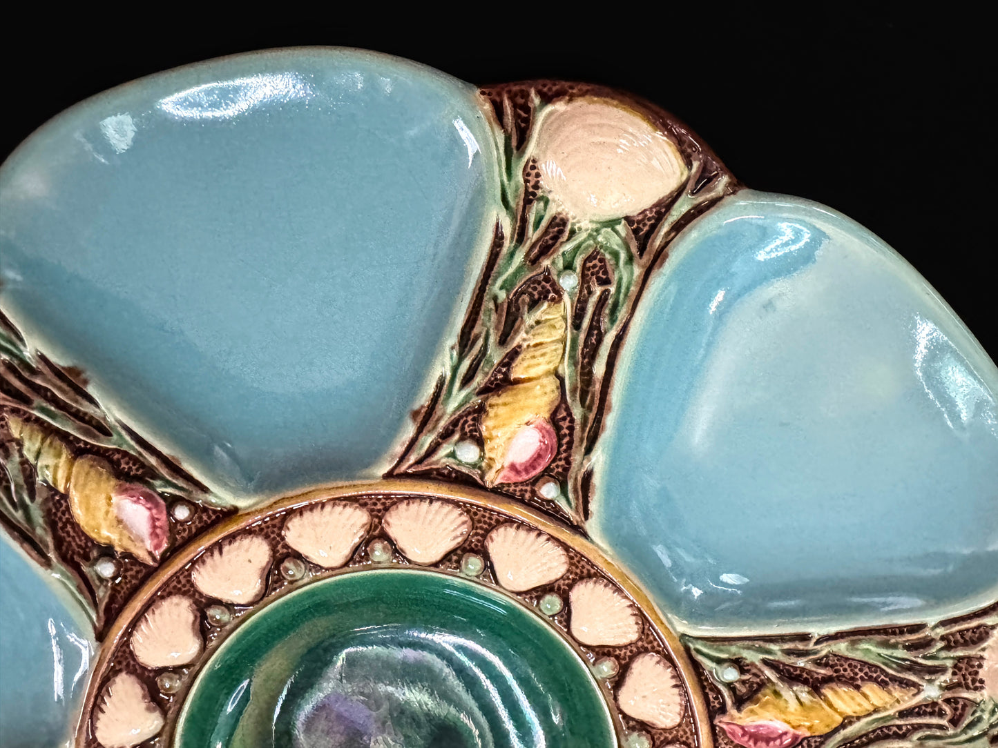 Antique Minton Majolica Turquoise Oyster Plate Shell & Seaweed 9 1/8" A1085