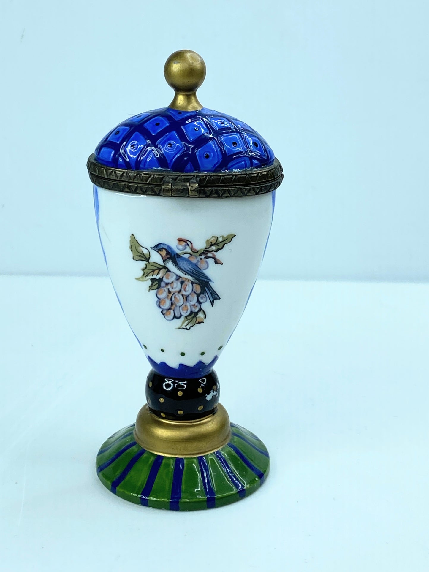 Vase Shaped Trinket Box From The Tracey Porter Collection 1997 4 1/4" A577