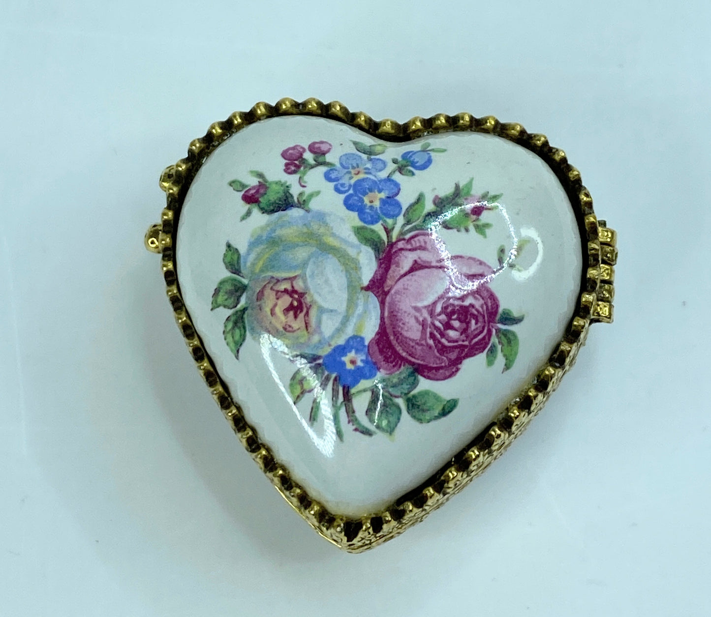 French porcelain Floral design with rose and Forget-Me-Not trinket box A578