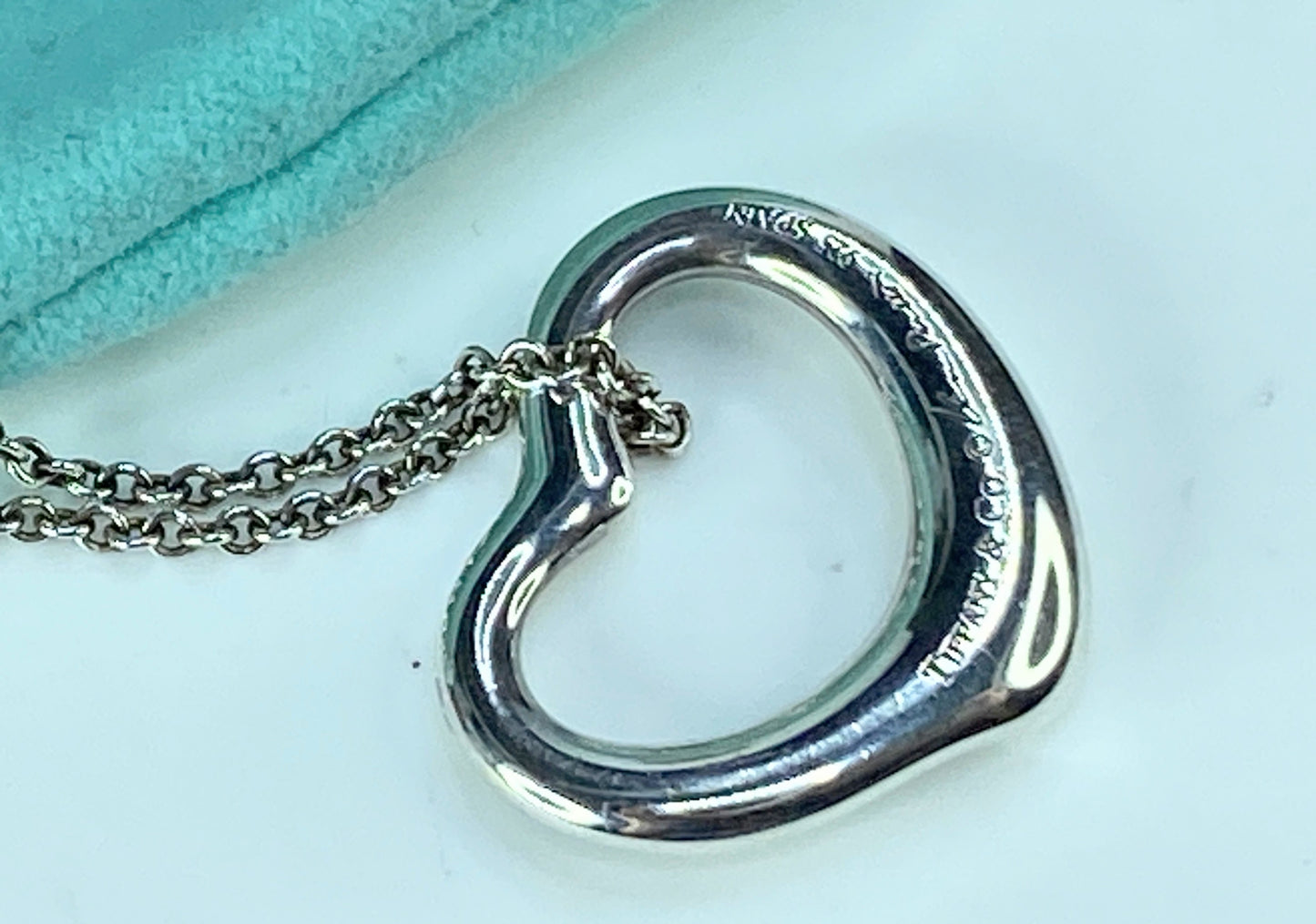 Tiffany & Co Sterling Silver Open Heart 22mm Pendant Necklace 17.9g 16" JR9798