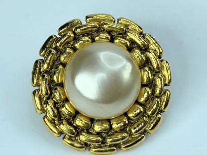 Chanel Gild Interweaved Gold and faux Pearl Earrings with box GS426