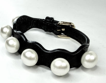 Vintage Fendi Roma Black Calfskin leather Faux Pearl Bracelet w/box 7.5" GS810