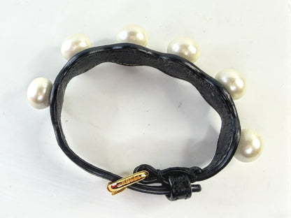Vintage Fendi Roma Black Calfskin leather Faux Pearl Bracelet w/box 7.5" GS810