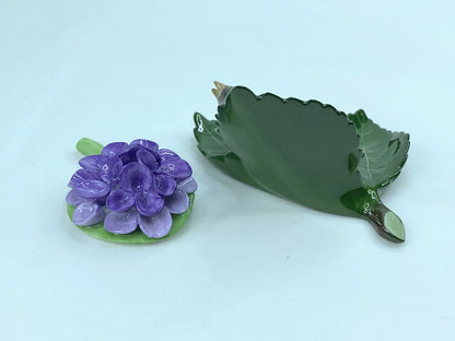 Herend sets, Bird on a Leaf Place Card Holders, Bunch of Violets Bouquet A580