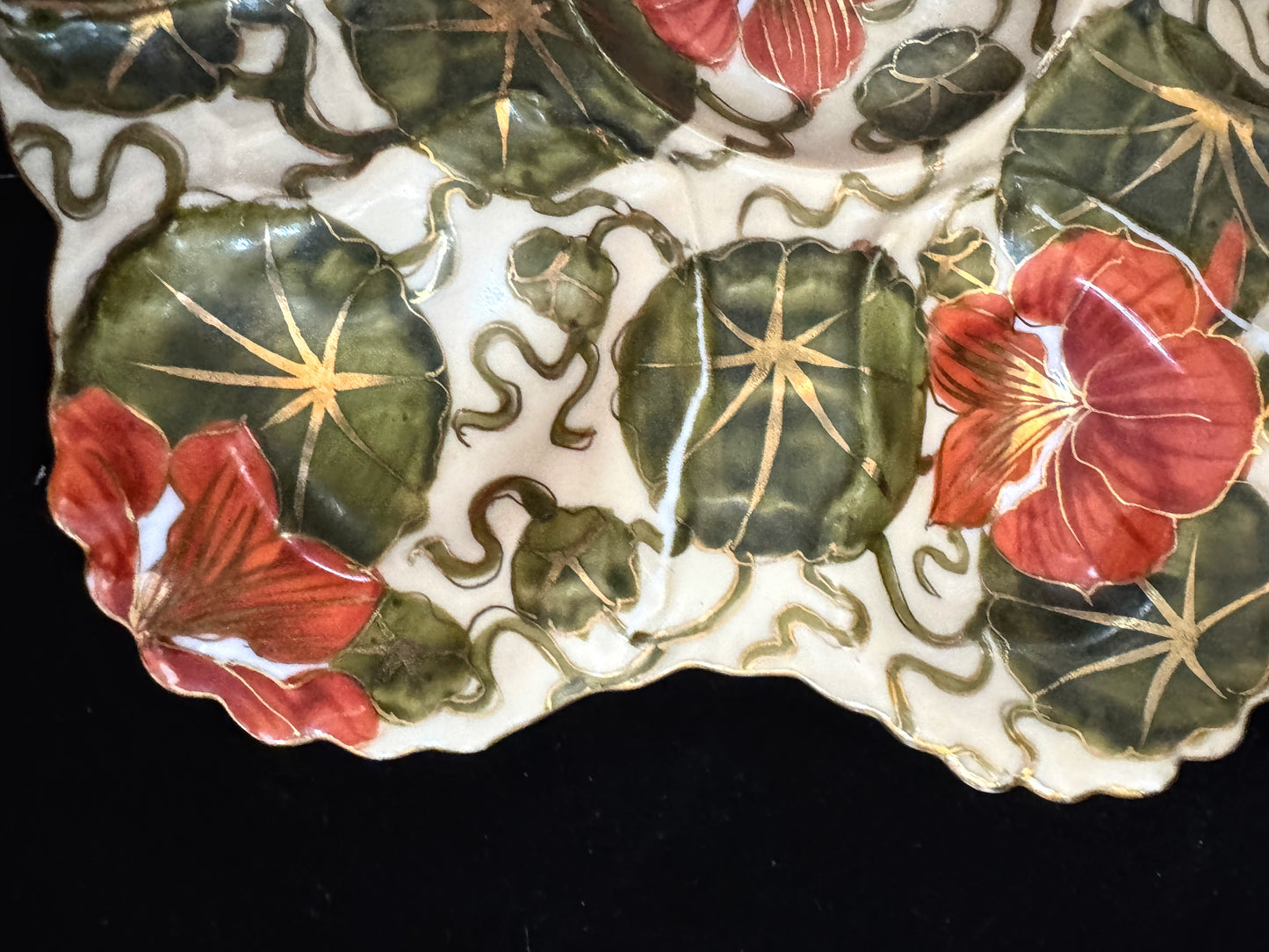 Antique Austrian Majolica Nasturtium Oyster Plate Triangle Star Hallmark A1090