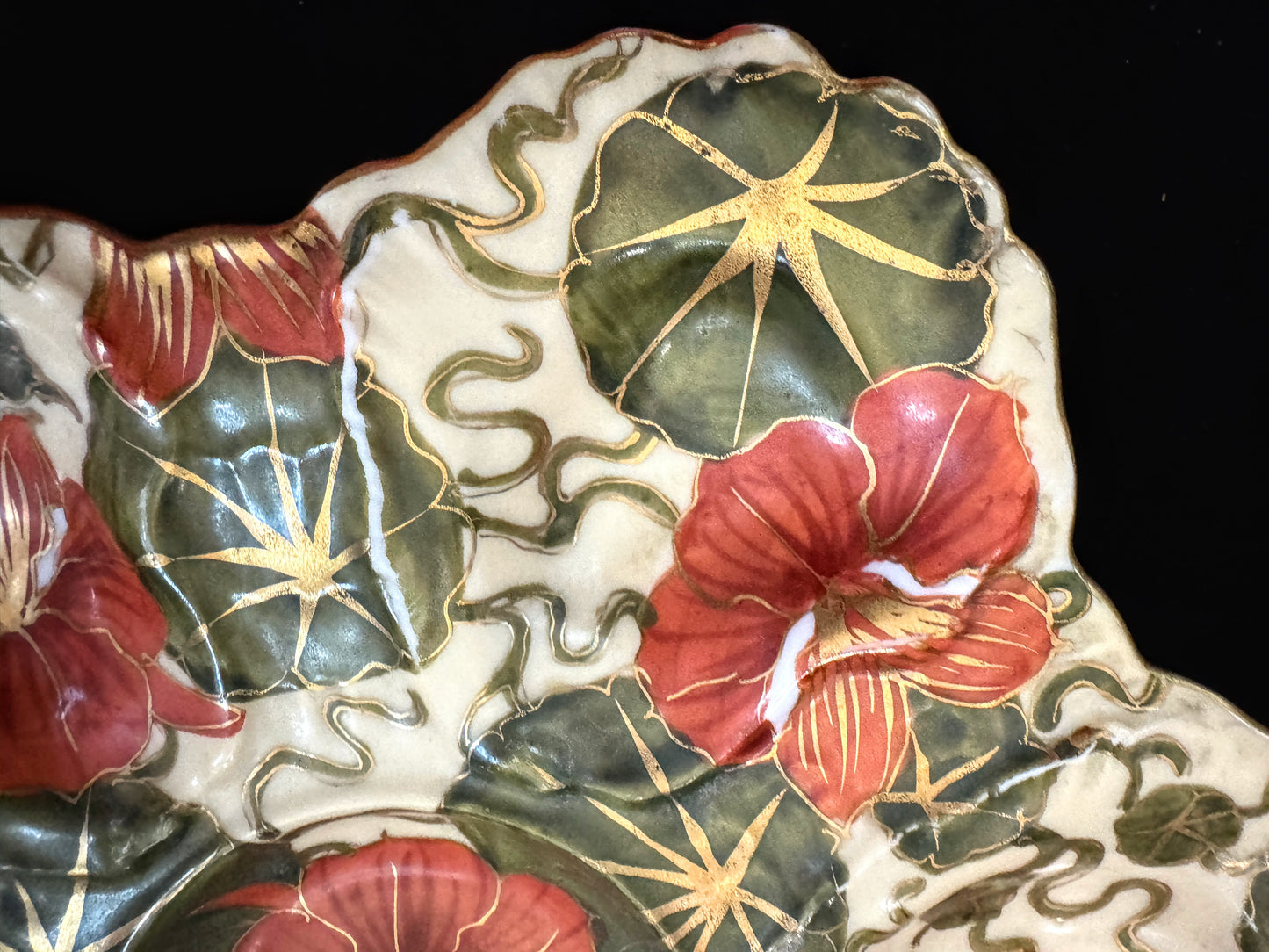 Antique Austrian Majolica Nasturtium Oyster Plate Triangle Star Hallmark A1090