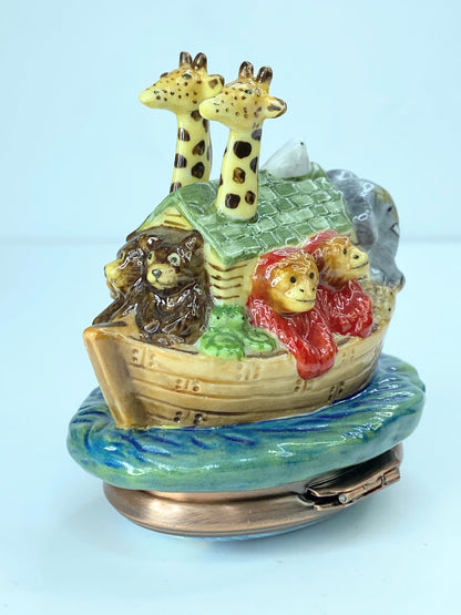 Halcyon Day  Noah's Ark Bonbonniere trinket box A172