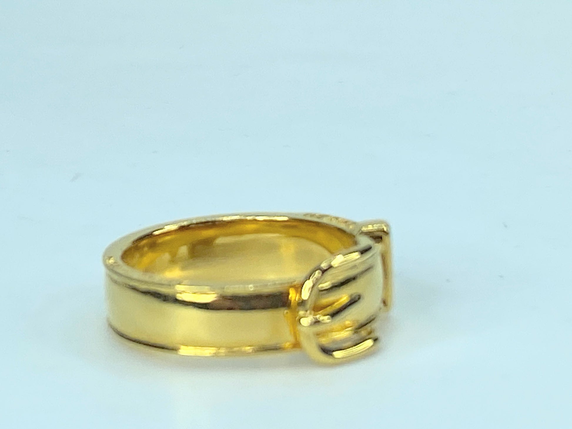 Hermès Gold Plated Buckle Bijouterie Fantaisie Scarf ring authentic GS437
