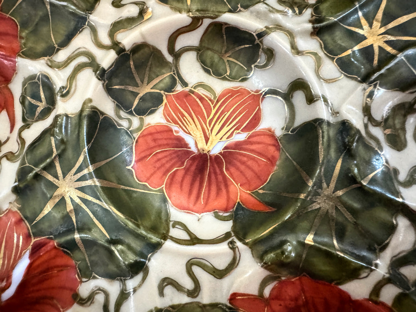 Antique Austrian Majolica Nasturtium Oyster Plate Triangle Star Hallmark A1090