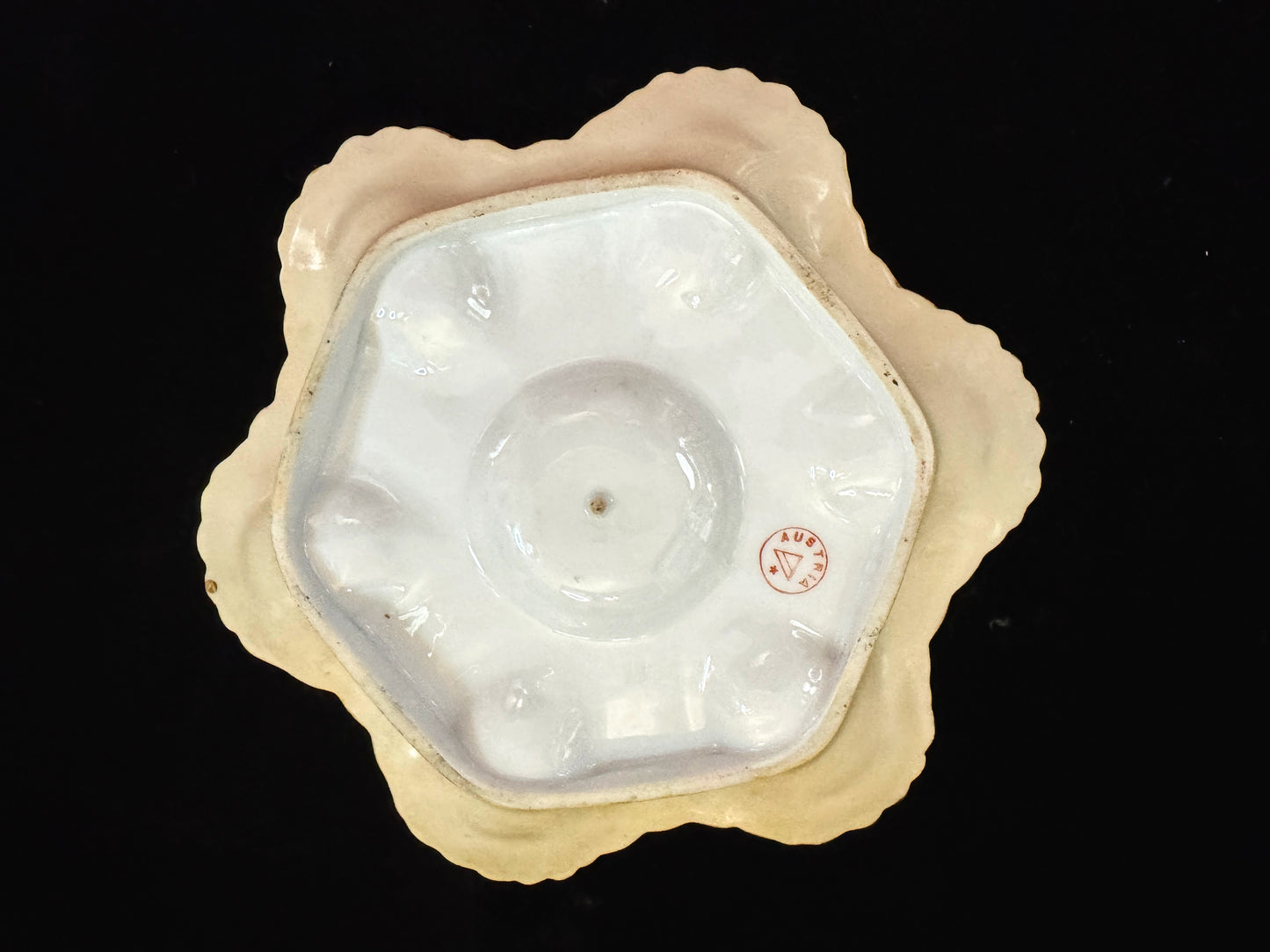 Antique Austrian Majolica Nasturtium Oyster Plate Triangle Star Hallmark A1090