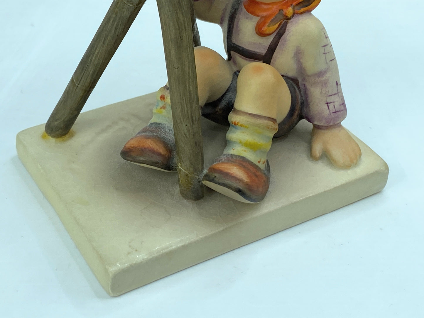 Goebel, 1970’s Hummel Star Gazer Figurine #132, Boy with Telescope Mint A582