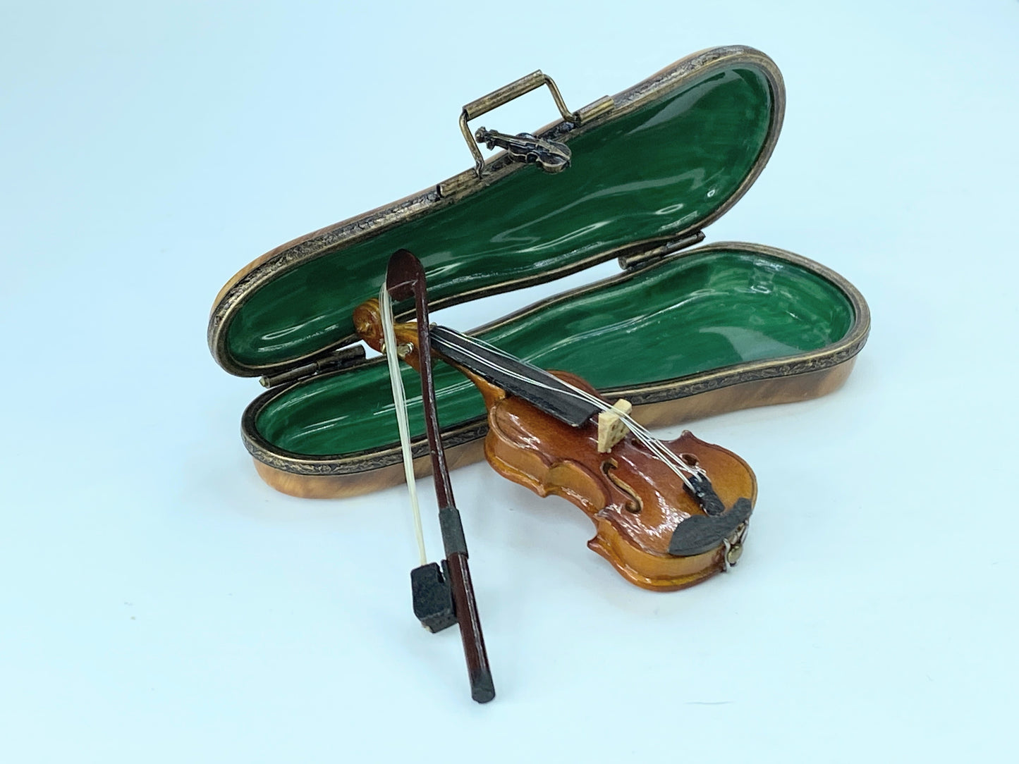 Wood Violin with bolt in Green Case Limoges trinket box A173