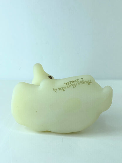 Fenton Custard Uranium Glowy Deer w/ golden pinecone and berry figurine A579