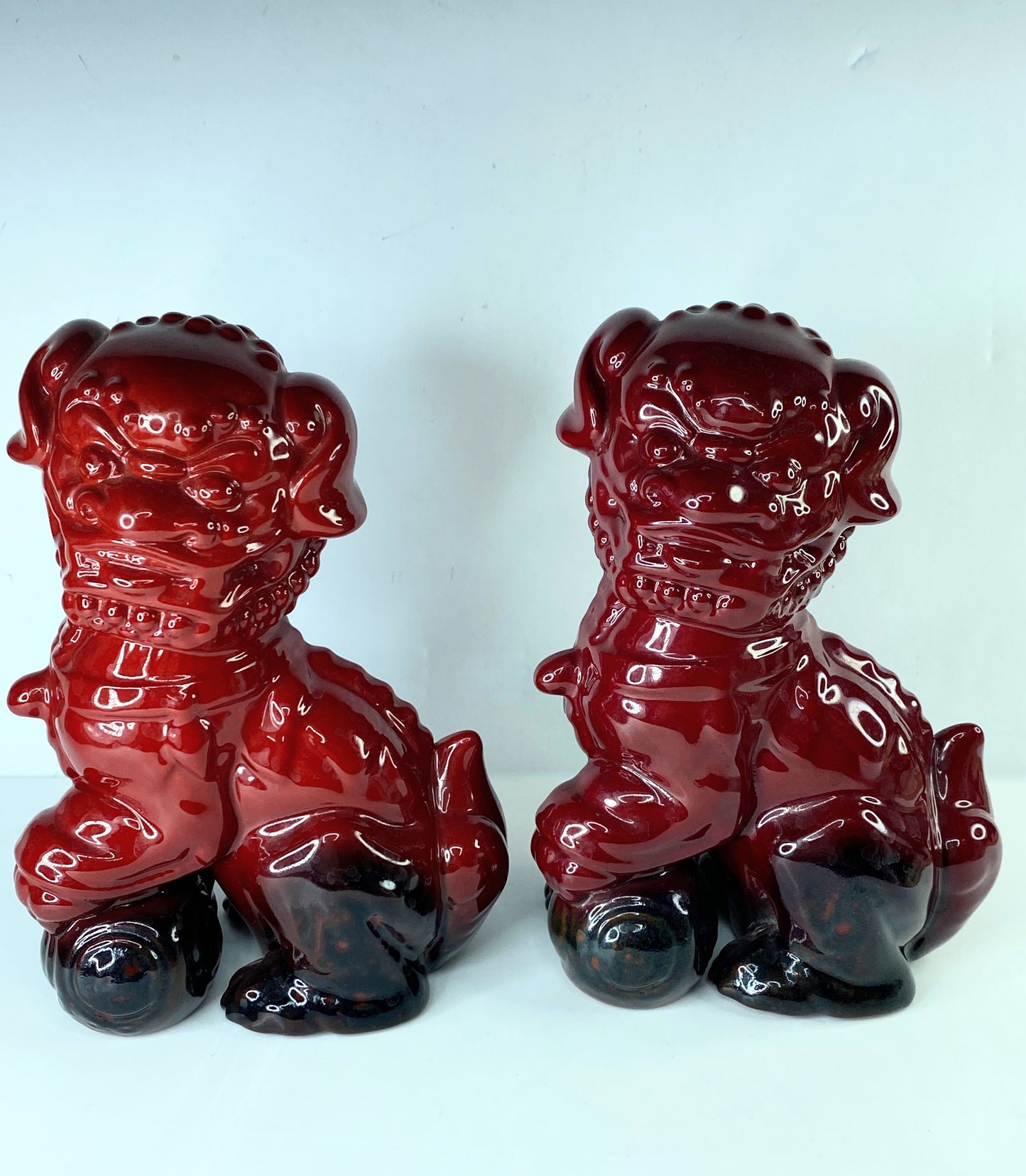 Royal Doulton "Dog of Fo" Flambe Figurine (5 In.) England Int'l collection A583