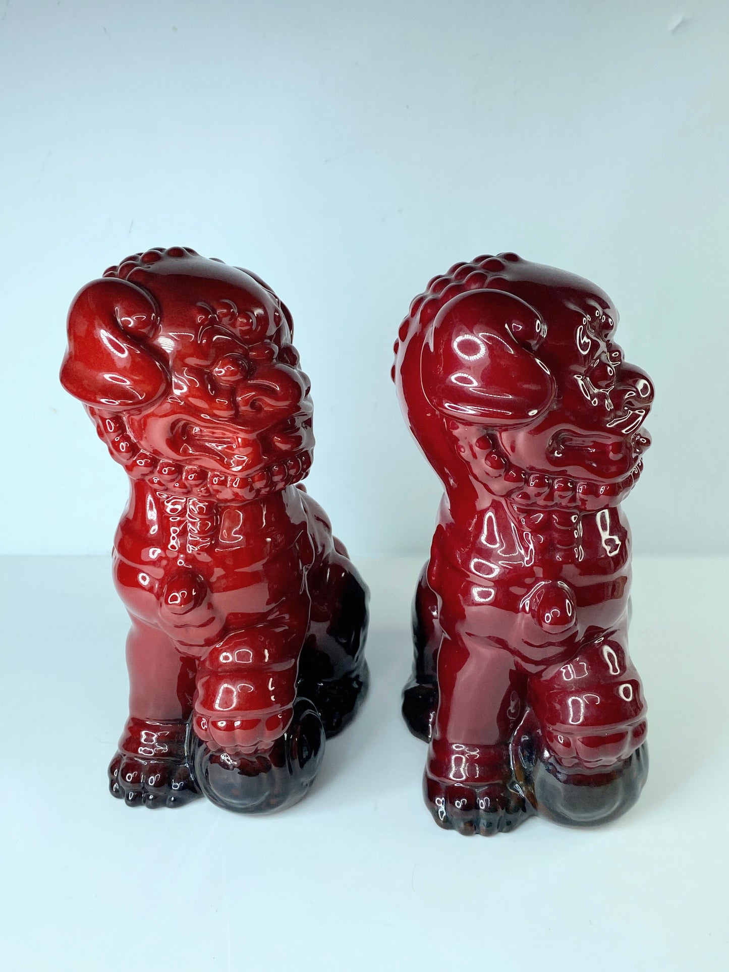 Royal Doulton "Dog of Fo" Flambe Figurine (5 In.) England Int'l collection A583