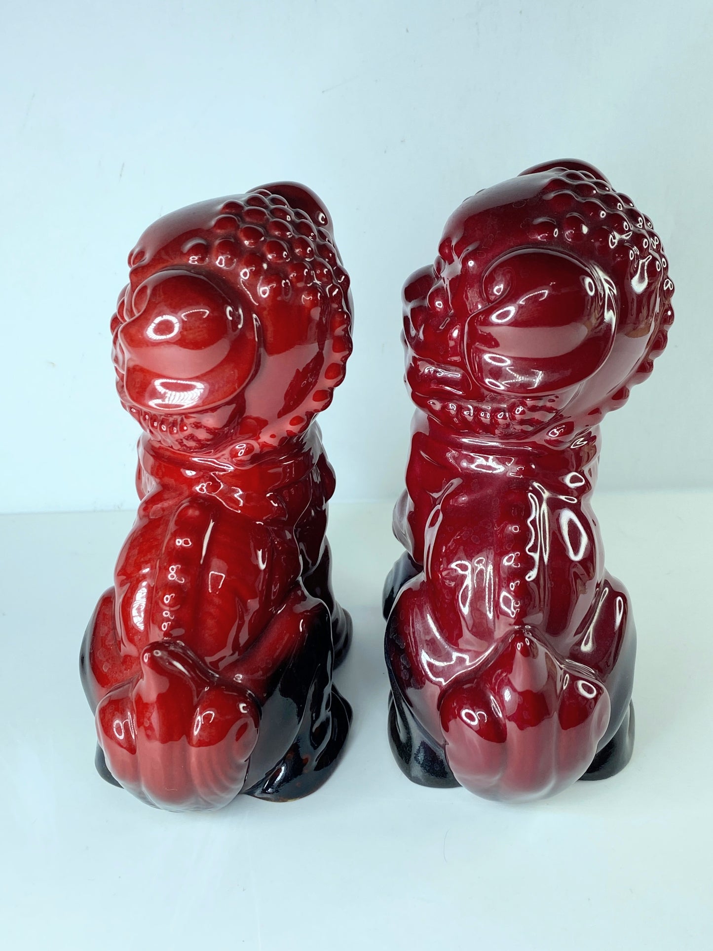 Royal Doulton "Dog of Fo" Flambe Figurine (5 In.) England Int'l collection A583