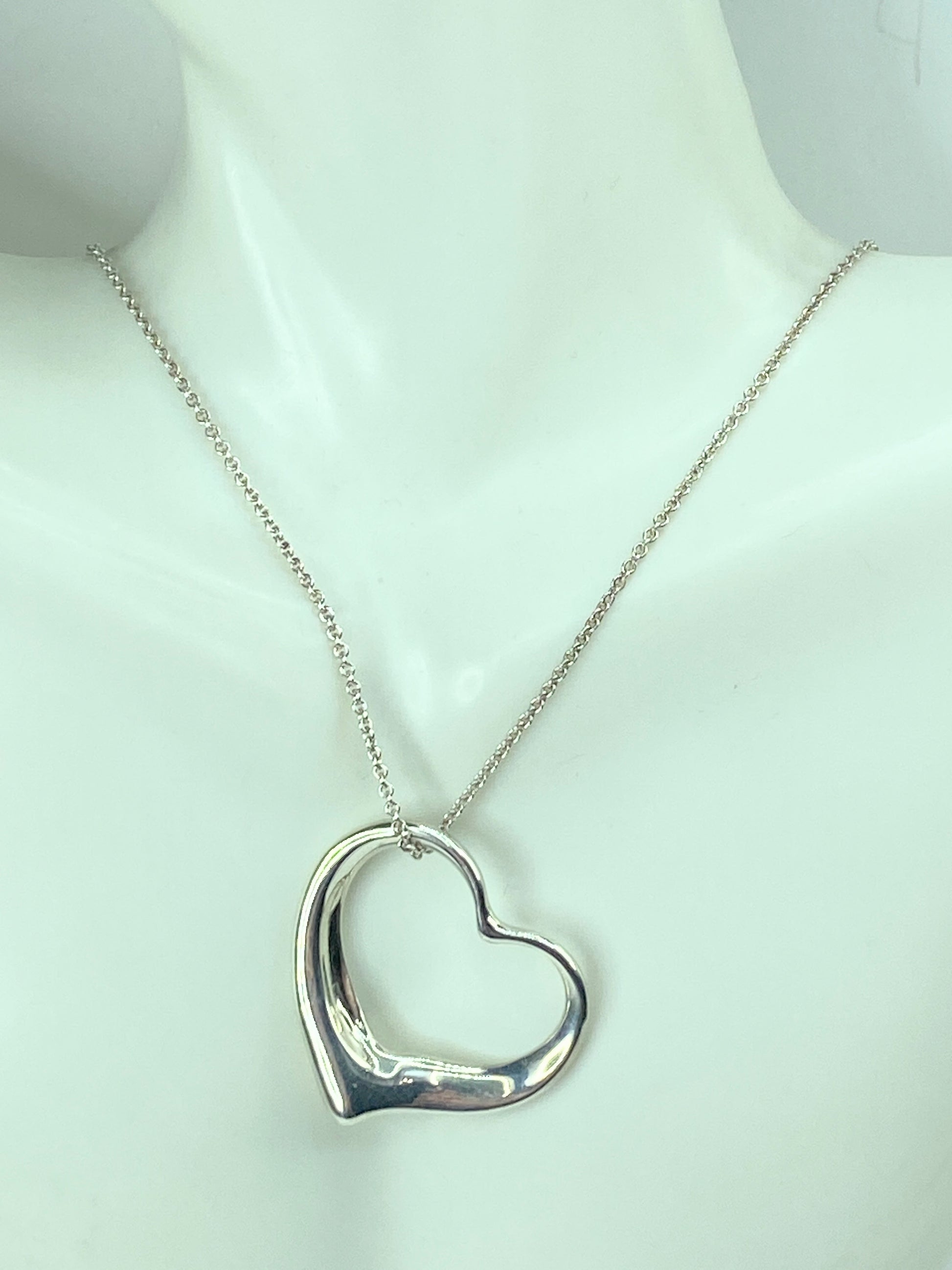 Tiffany & Co Elsa Peretti Sterling Silver X-large 35mm Open Heart Necklace JR540