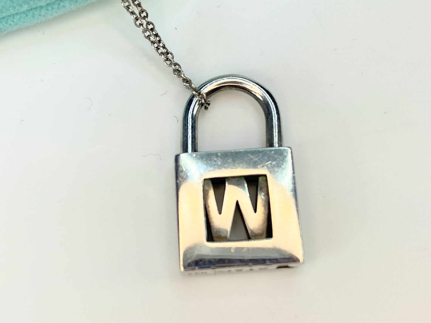 Tiffany & Co. Sterling Initial Letter 'W' Lock Padlock Pendant necklace JR9802