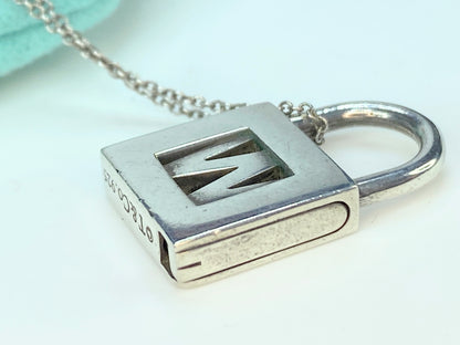 Tiffany & Co. Sterling Initial Letter 'W' Lock Padlock Pendant necklace JR9802