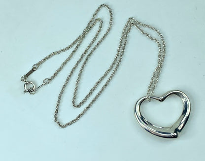 Tiffany & Co 925 Silver Elsa Peretti Open Heart 22mm pendant Necklace JR541