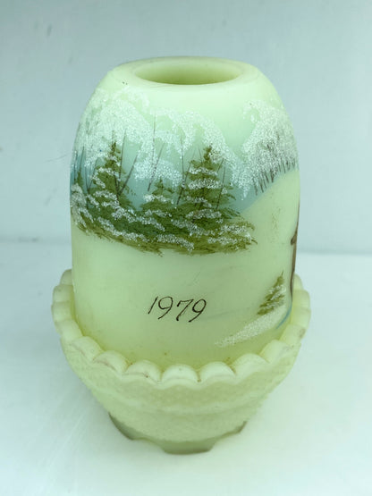 FENTON Glass Custard Satin URANIUM Deer Winter FAIRY LAMP Christmas 1979 A595