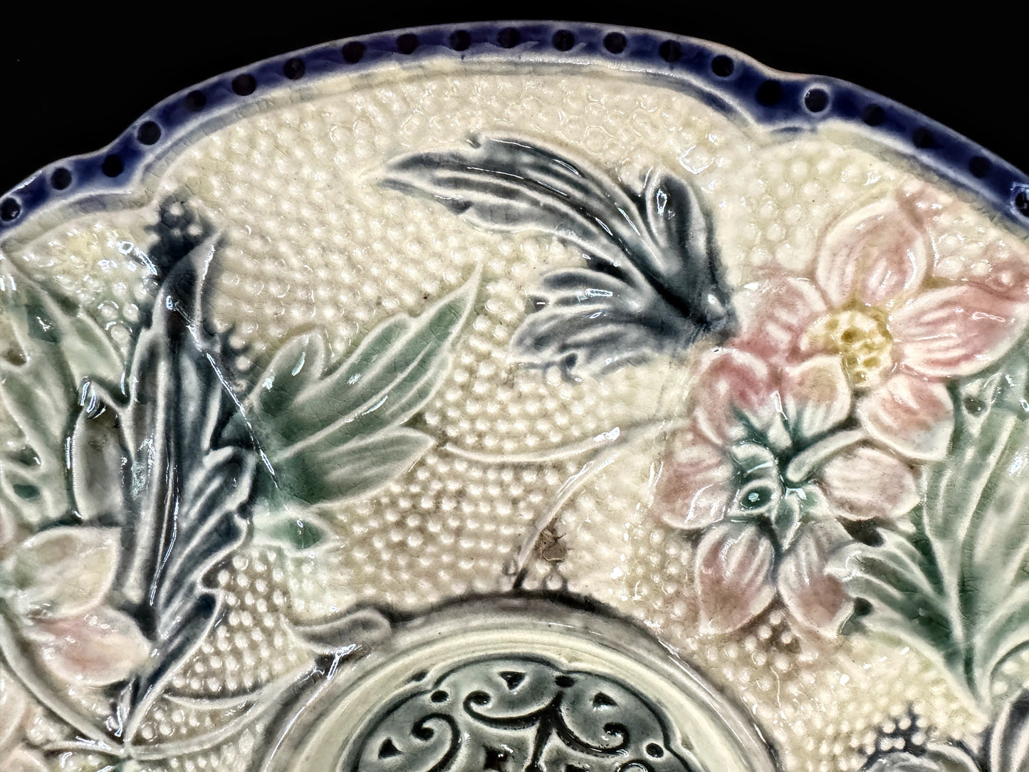 Antique Belgium Majolica Wasmuel Floral Oyster Plate Circa 1890 10" A1094