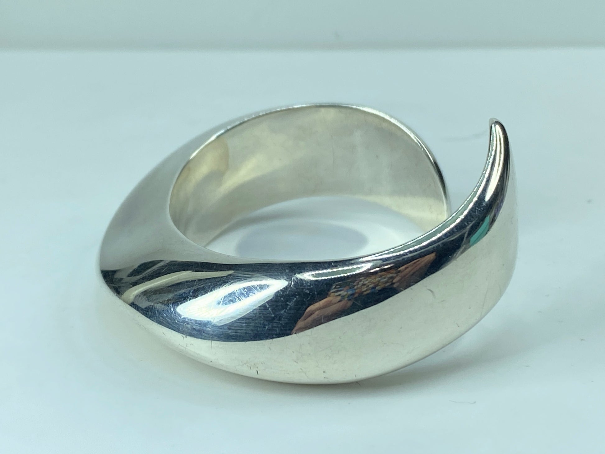 Tiffany & Co. Elsa Peretti Swirl Cuff Bangle in Sterling Silver 6.75" 39g JR543
