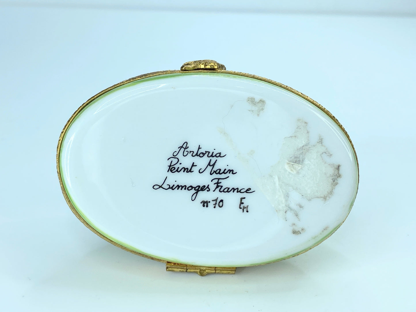 Artoria Cockatoo: Yellow Crest Limoges Box A74