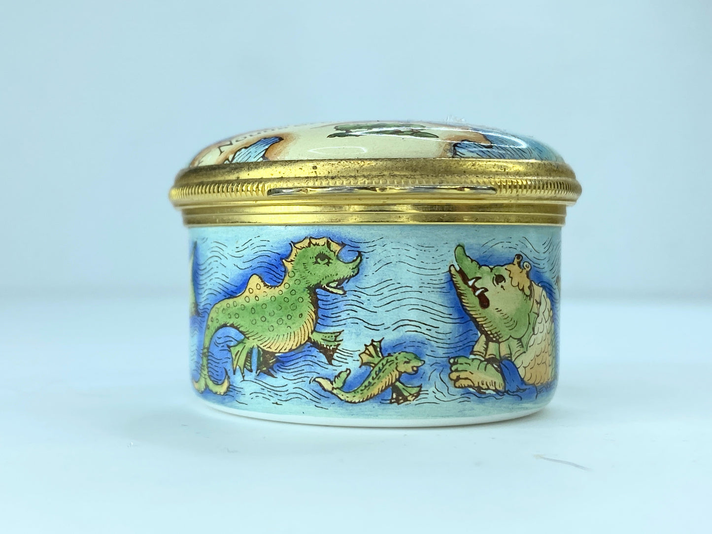 Halcyon Days Enamels trinket box designed by Tiffany & Co. A75