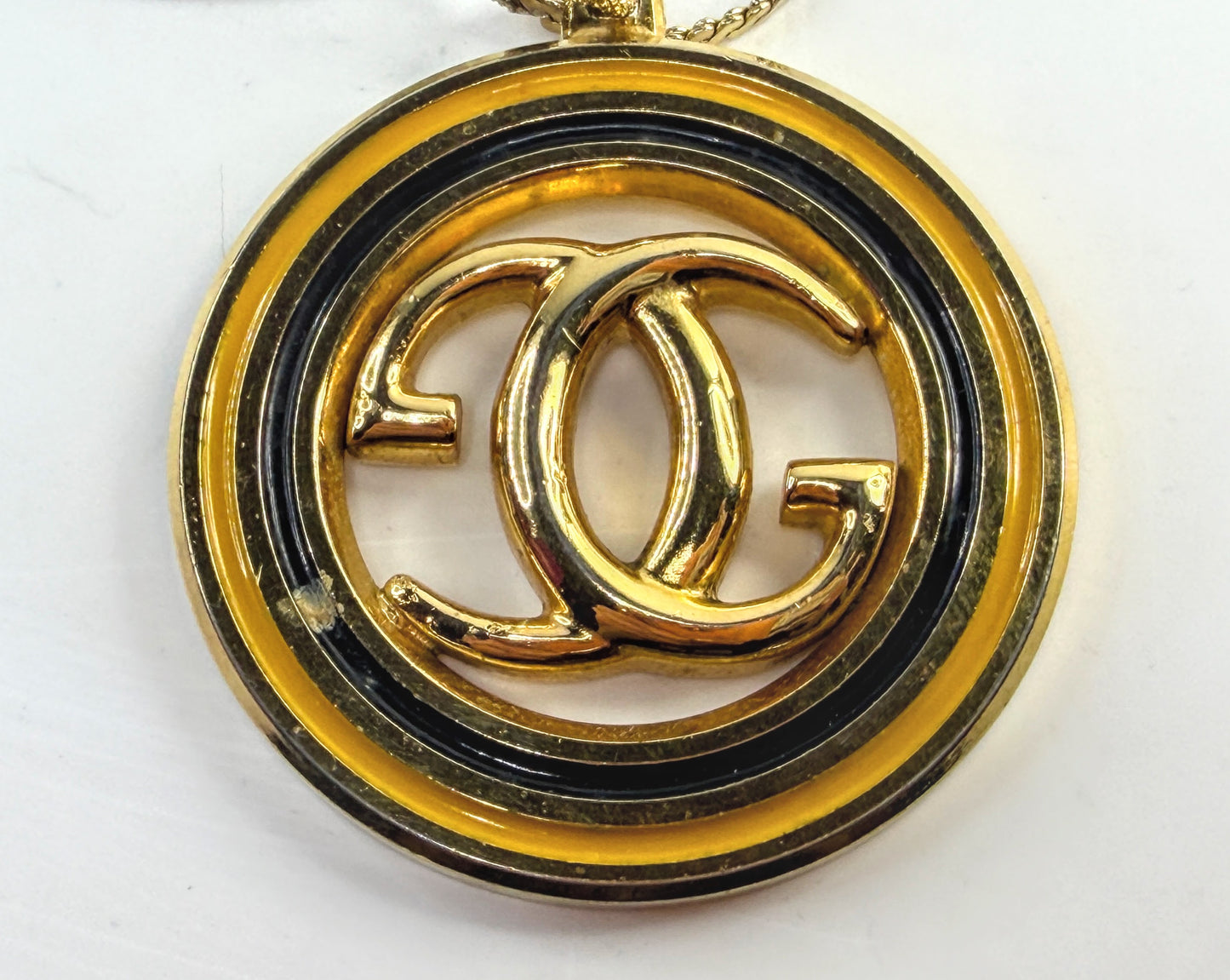 Vintage Gucci Italy Oversized GG Medallion Necklace 24.5" 35.4g GS820