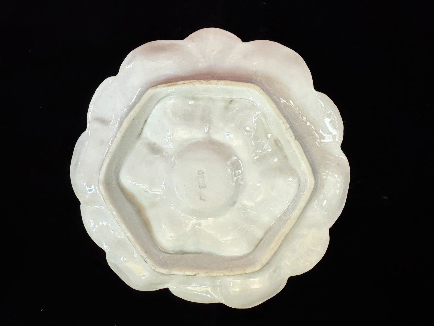Antique CFH GDM Limoges Pink Shell Oyster Plate Gilt Trim 9.5 inches A1096