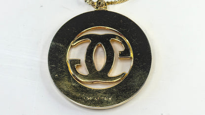 Vintage Gucci Italy Oversized GG Medallion Necklace 24.5" 35.4g GS820